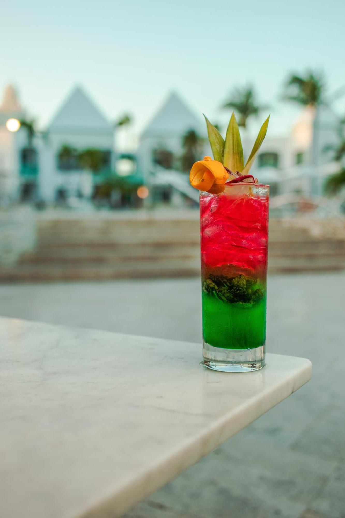 The Mill Resort And Suites Палм Бийч Екстериор снимка